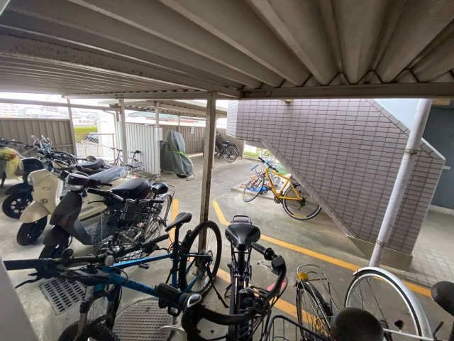 駐輪場
