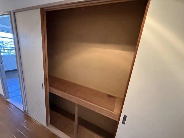 廊  下収納