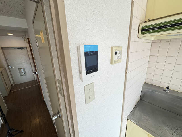 モニター付きインターホン