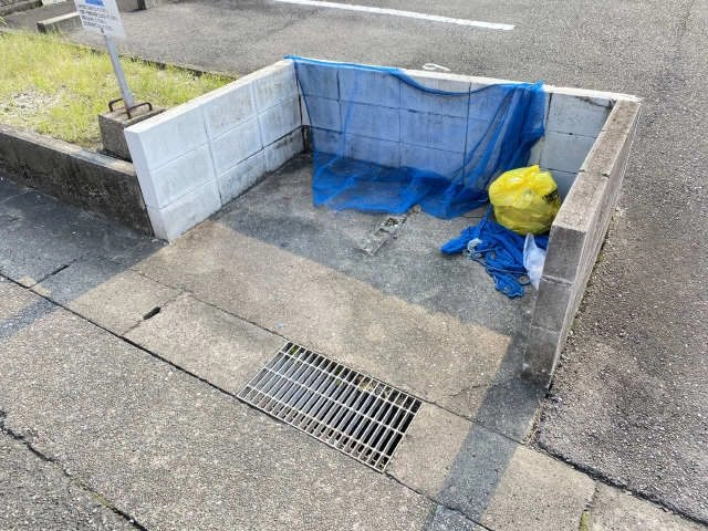ゴミ捨て場