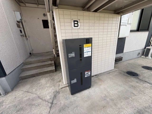 宅配ボックス