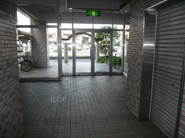 エントランスホール