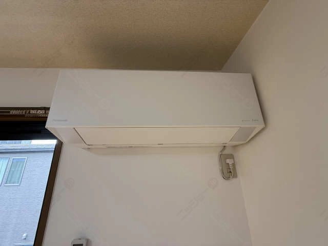 洋室エアコン