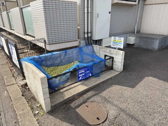 敷地内ゴミ置場
