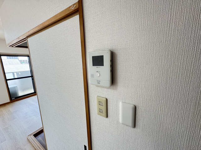 モニター付きインターホン
