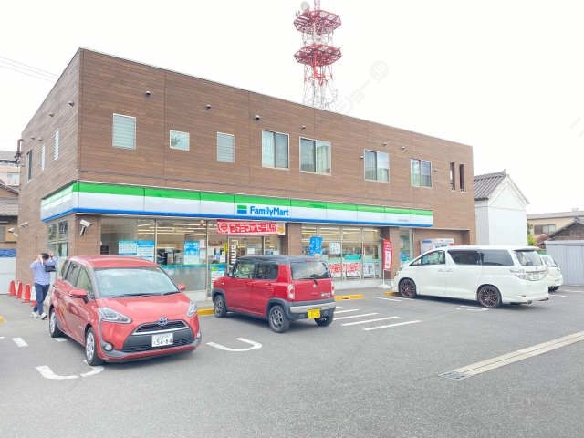 ファミリーマート