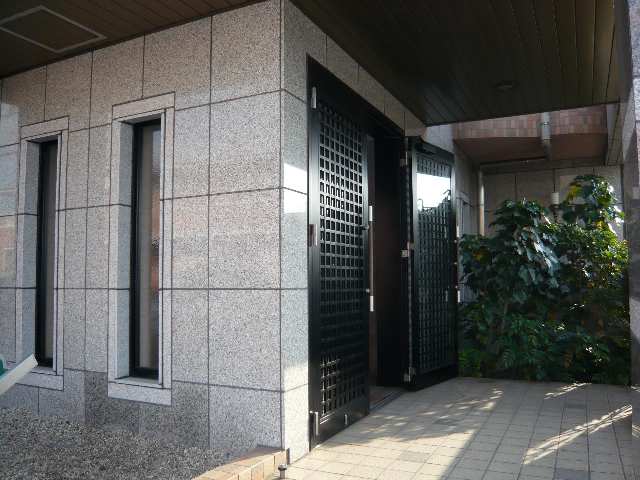 エントランス②