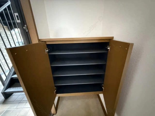 シューズボックス