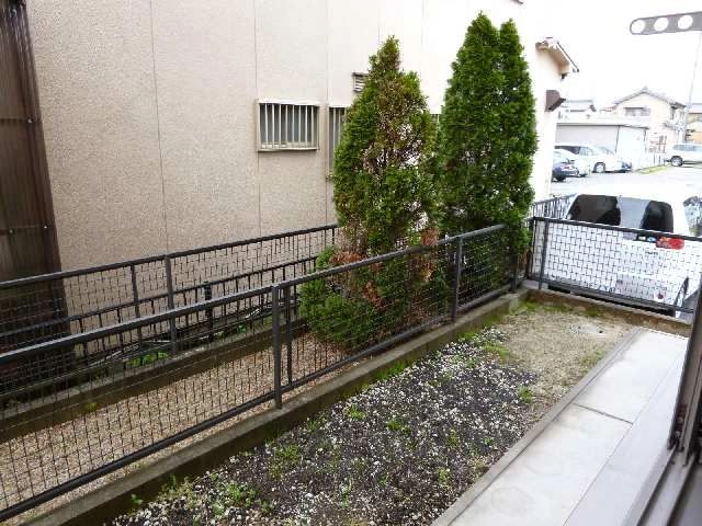 1F専用庭