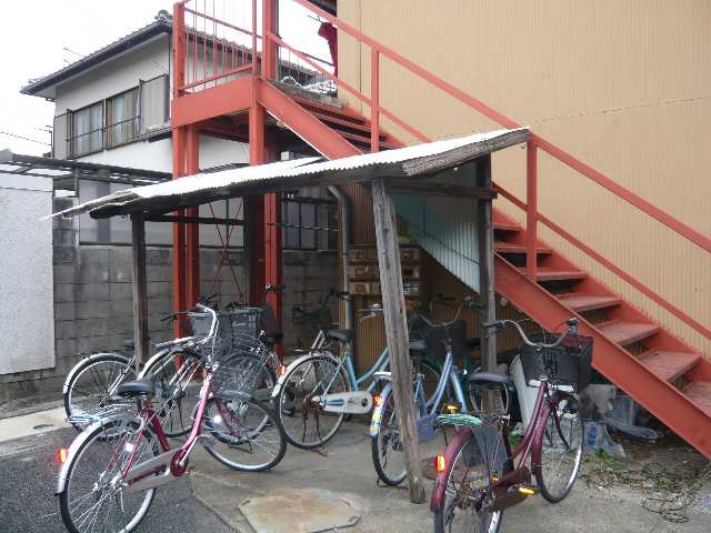 アパート 自転車