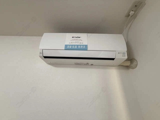 リビングエアコン