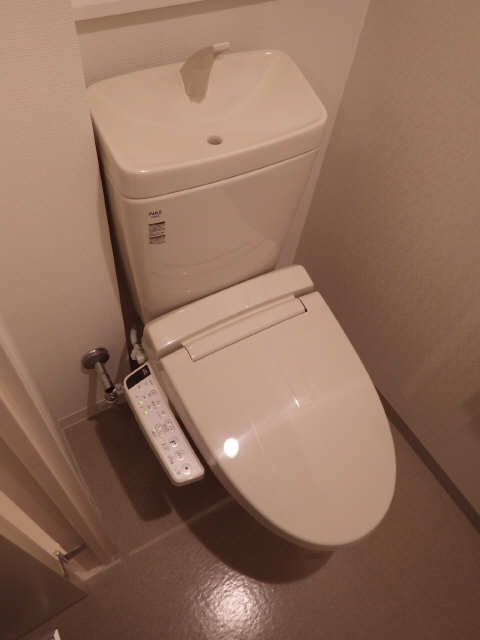 ｍｅＬｉＶ太田川 1階 WC