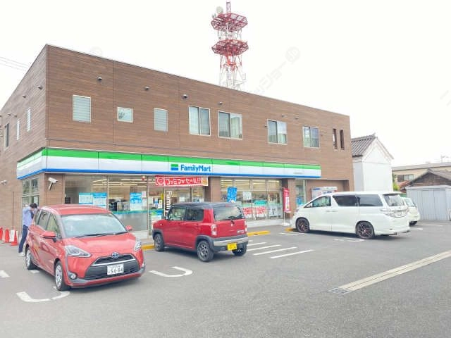 ファミリーマート