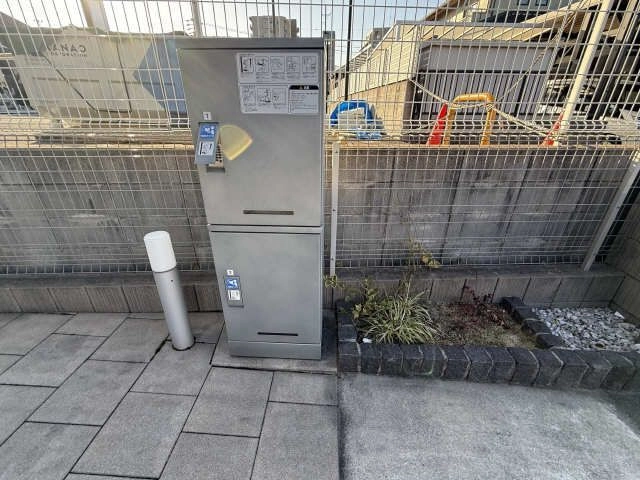 宅配ボックス