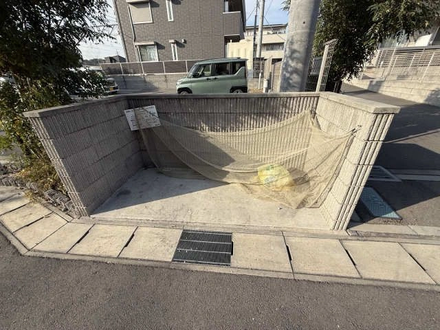 ゴミステーション