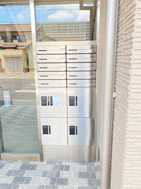 宅配ボックス