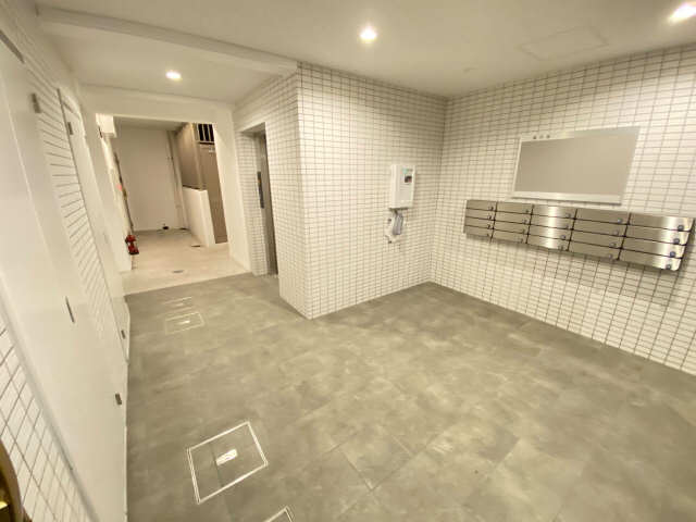 ホール（夜間）