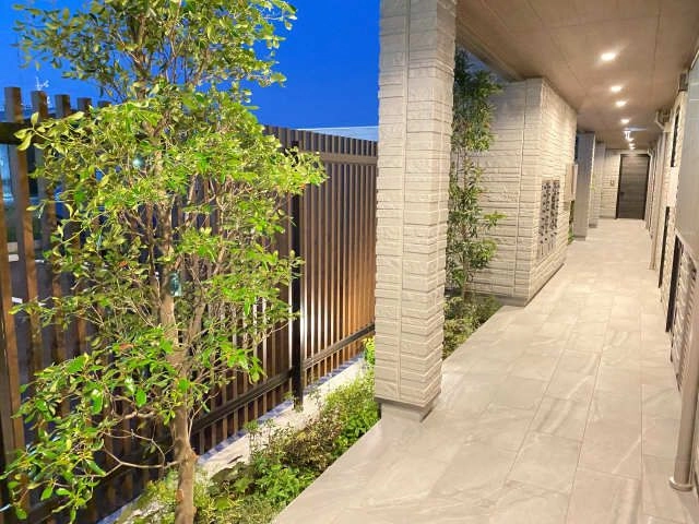 共用廊下（夜間）