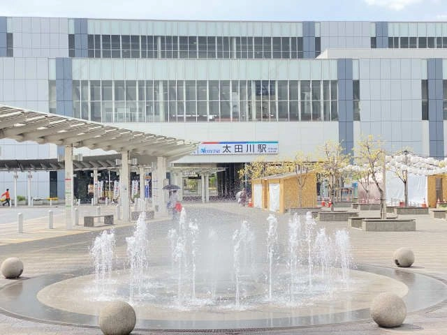 名鉄太田川駅前広場