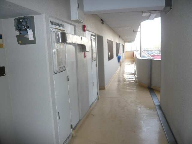 2階共用通路