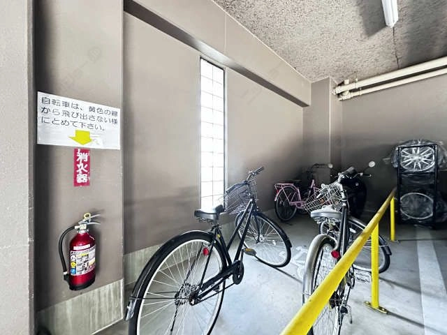 駐輪場