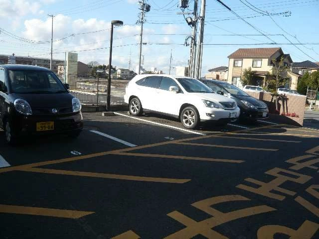 駐車場(北側)
