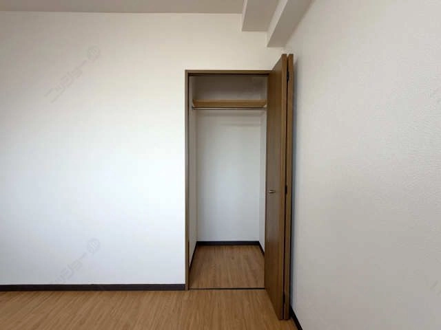 洋室収納