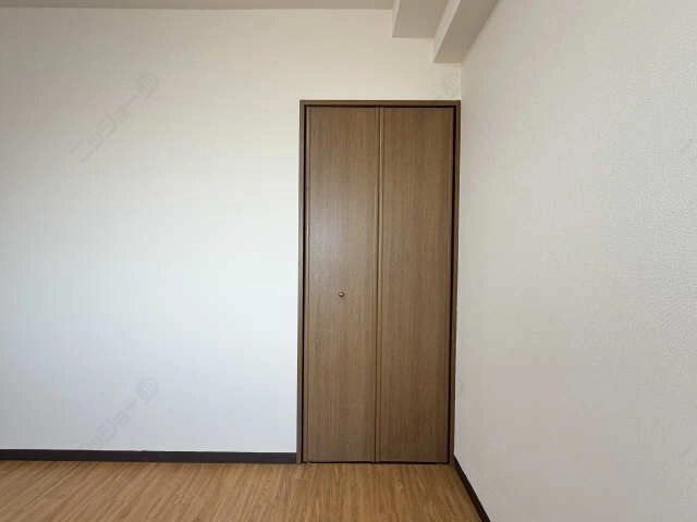 洋室収納
