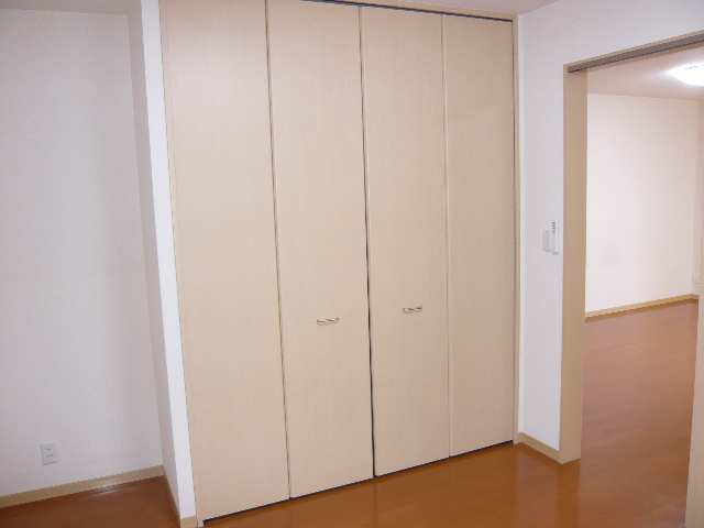 収納（北洋間）