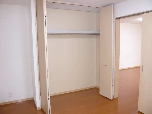 収納（北洋間）