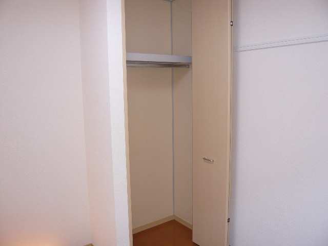 収納（南洋間）