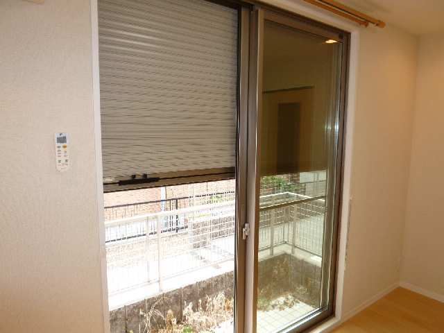 シャッター雨戸