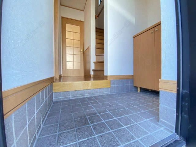 玄関内