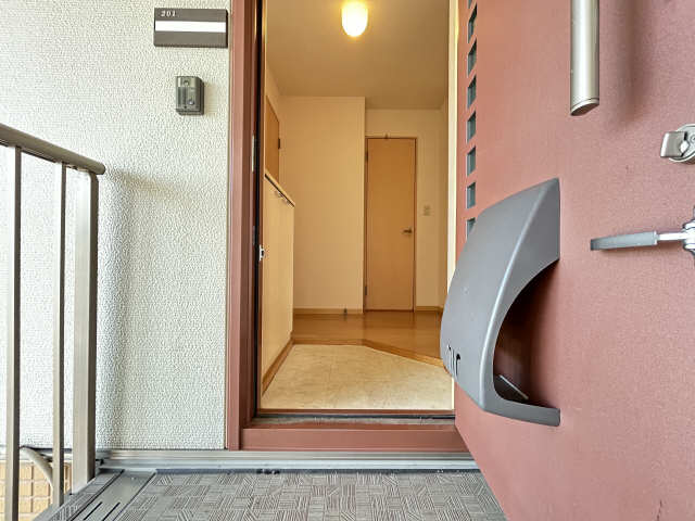 玄関内