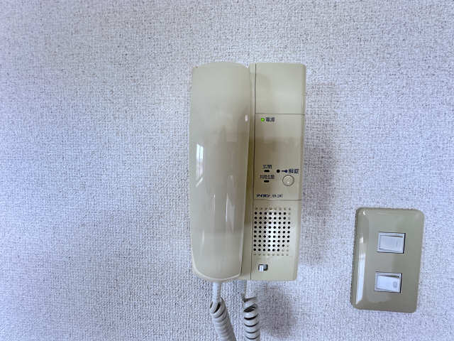 インターホン