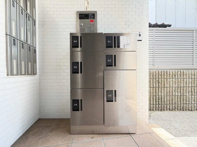 宅配ボックス
