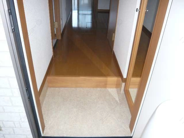 玄関内