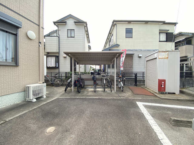 コーポＫＡＳＵＧＡ 1階 駐輪場