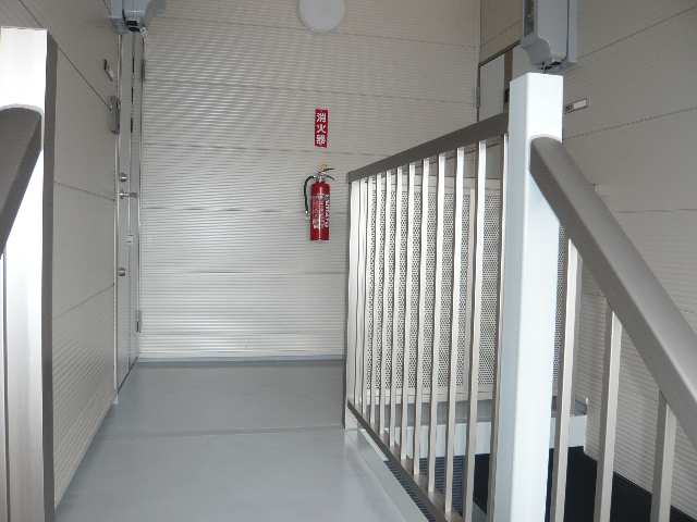 共用階段