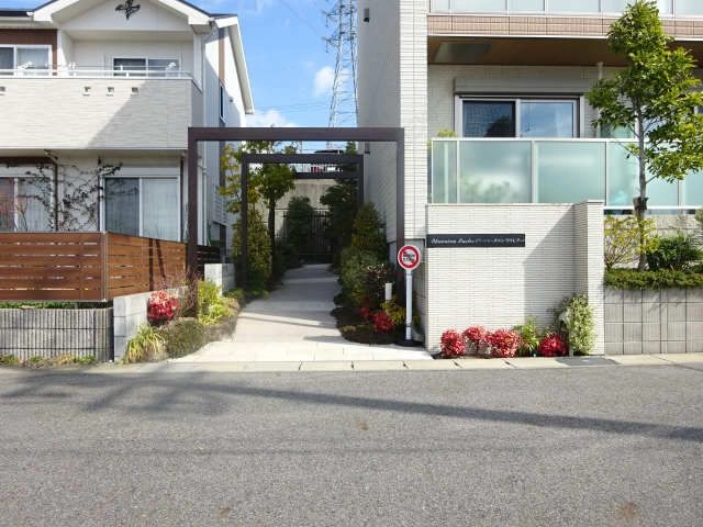 南側共同出入口