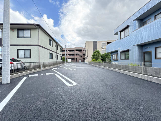 通路＆駐車場