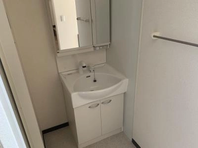   室内