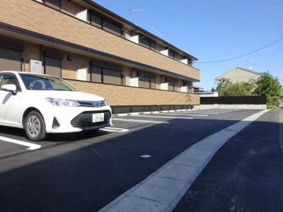 アンビシャス白山 1階 駐車場