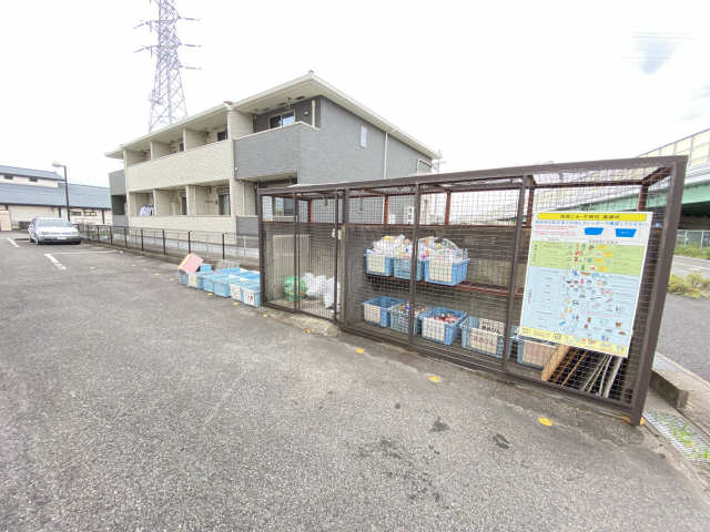 ゴミ捨て場