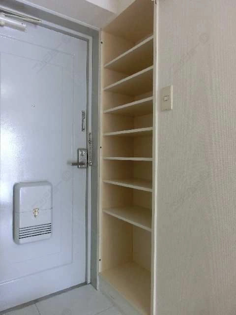 シューズボックス