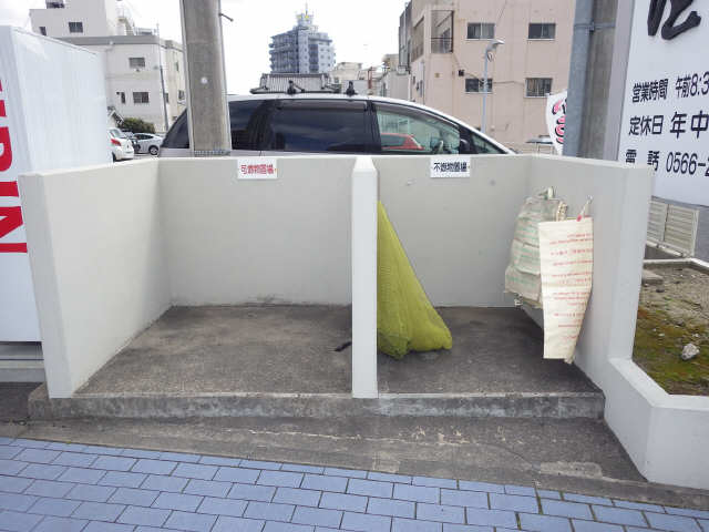 ゴミステーション
