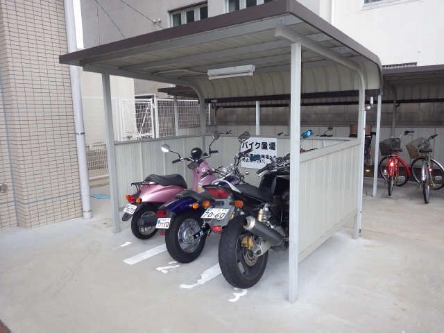 バイク置場