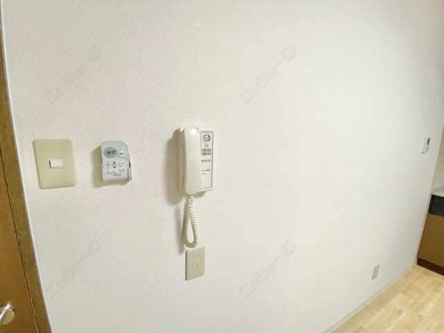 インターホン