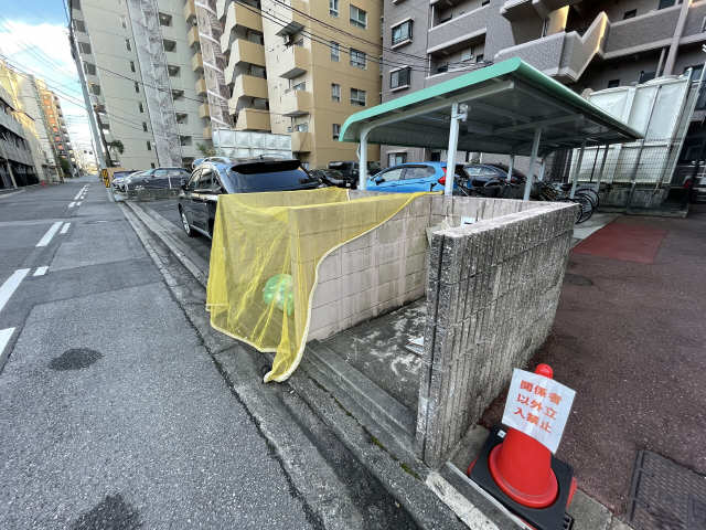敷地内ゴミ置き場