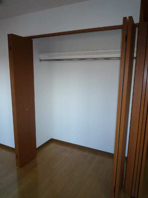 洋室①収納